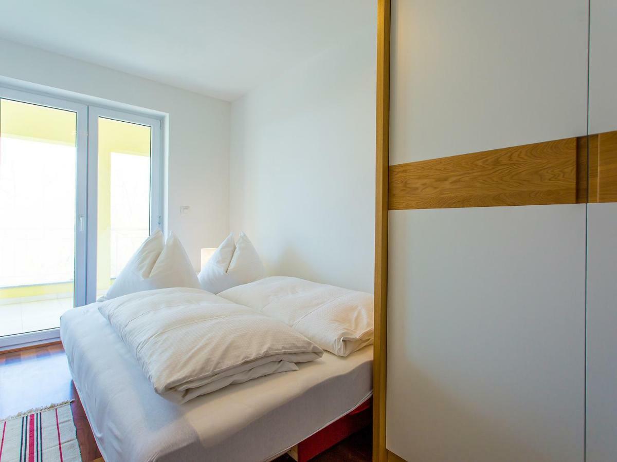 Apartment Maestral Пореч Экстерьер фото