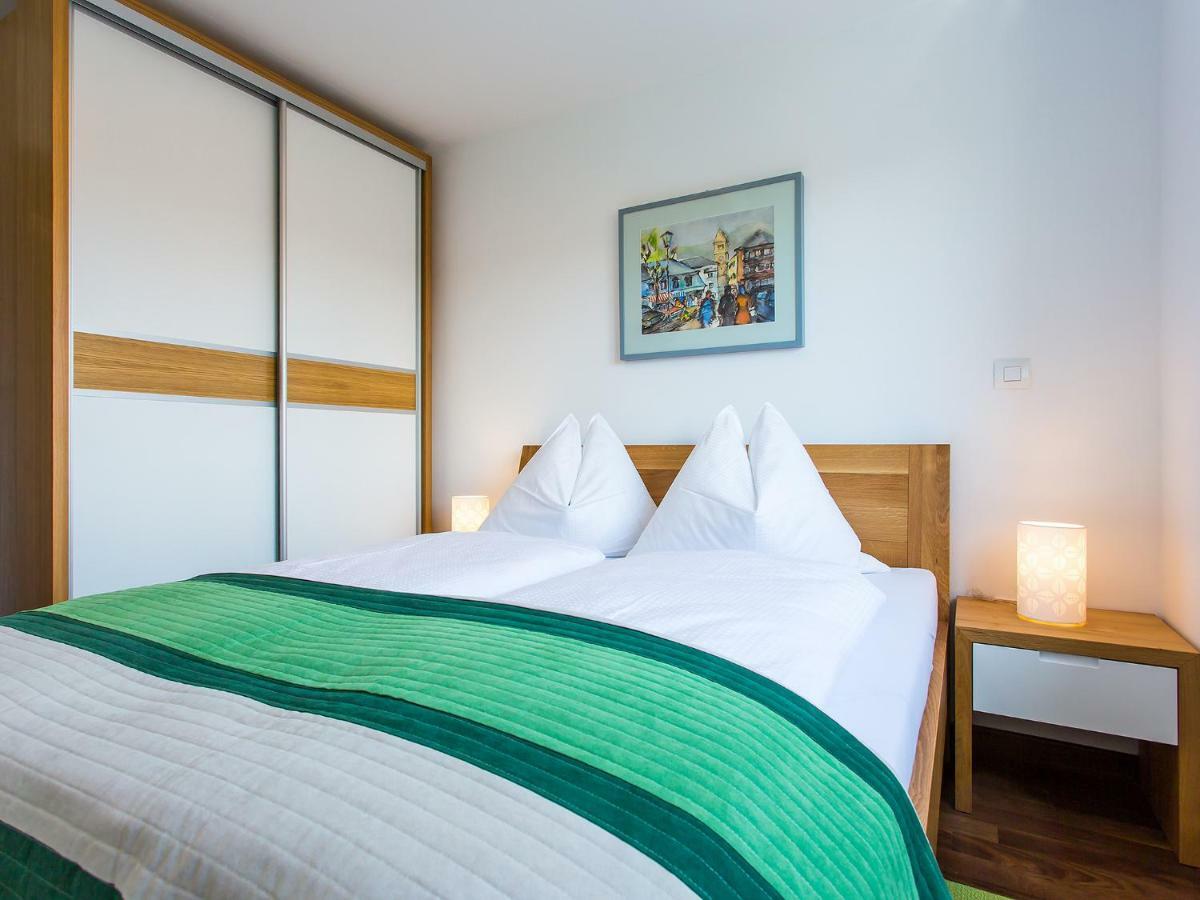 Apartment Maestral Пореч Экстерьер фото